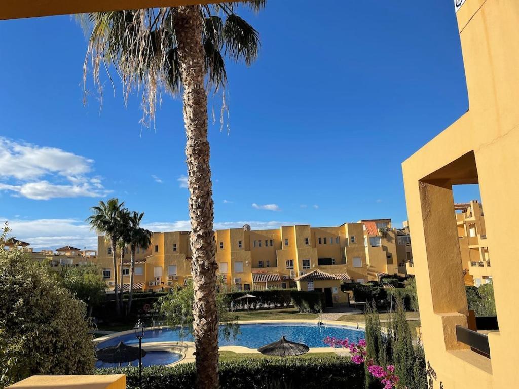 A Stunning 2 Bedroom Apartment 5 Min Walk To The Beautiful Beaches Of Vera Playa Playas de Vera Exteriör bild