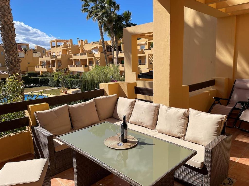 A Stunning 2 Bedroom Apartment 5 Min Walk To The Beautiful Beaches Of Vera Playa Playas de Vera Exteriör bild