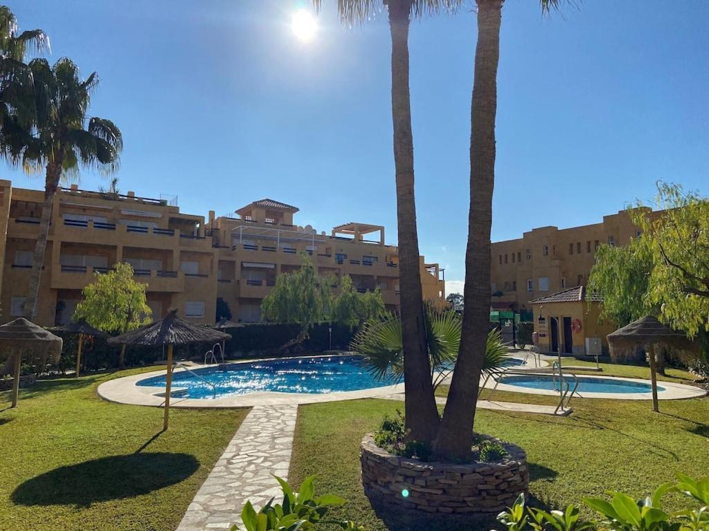 A Stunning 2 Bedroom Apartment 5 Min Walk To The Beautiful Beaches Of Vera Playa Playas de Vera Exteriör bild
