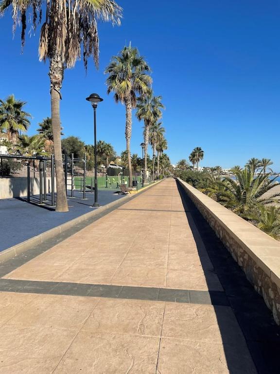 A Stunning 2 Bedroom Apartment 5 Min Walk To The Beautiful Beaches Of Vera Playa Playas de Vera Exteriör bild